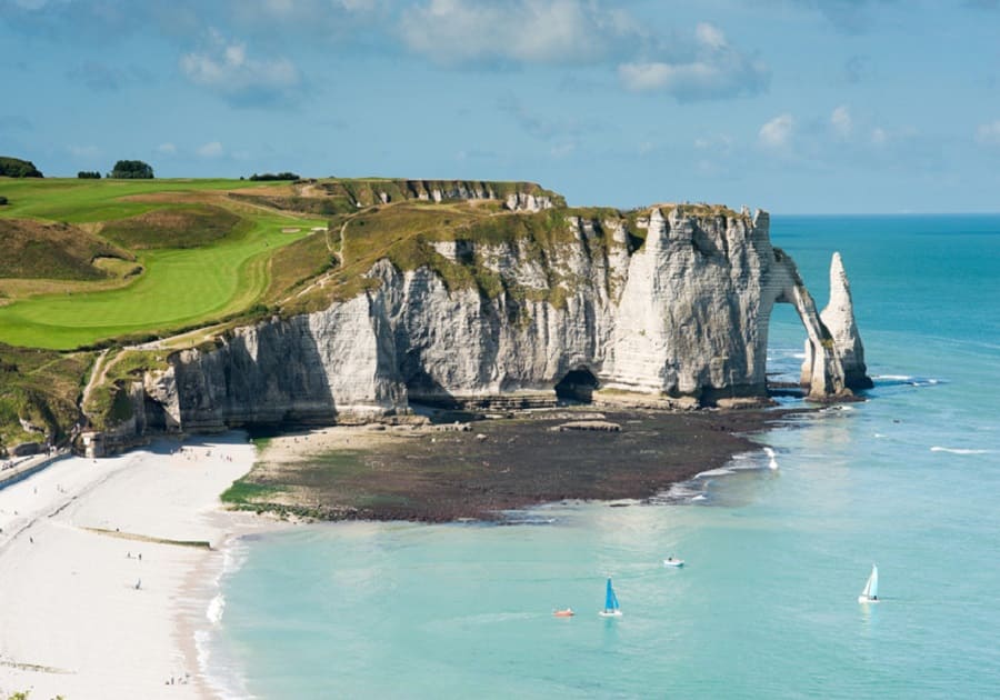 Picturesque Solo Paris Normandy and the Loire Valley Tour